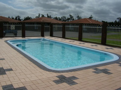 Donnybrook Motel Swiming Pool